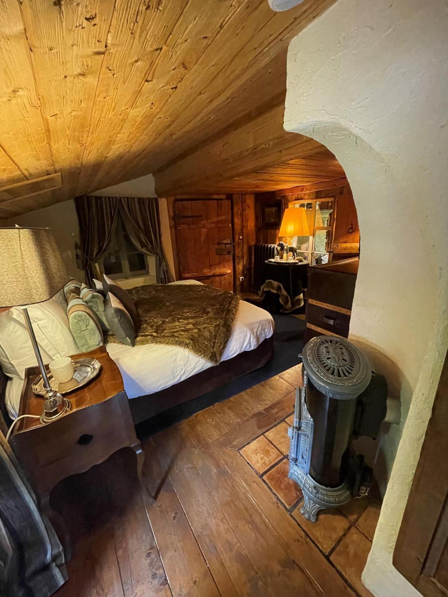 La Ferme Des Vonezins Hotel โธนส์ ภายนอก รูปภาพ