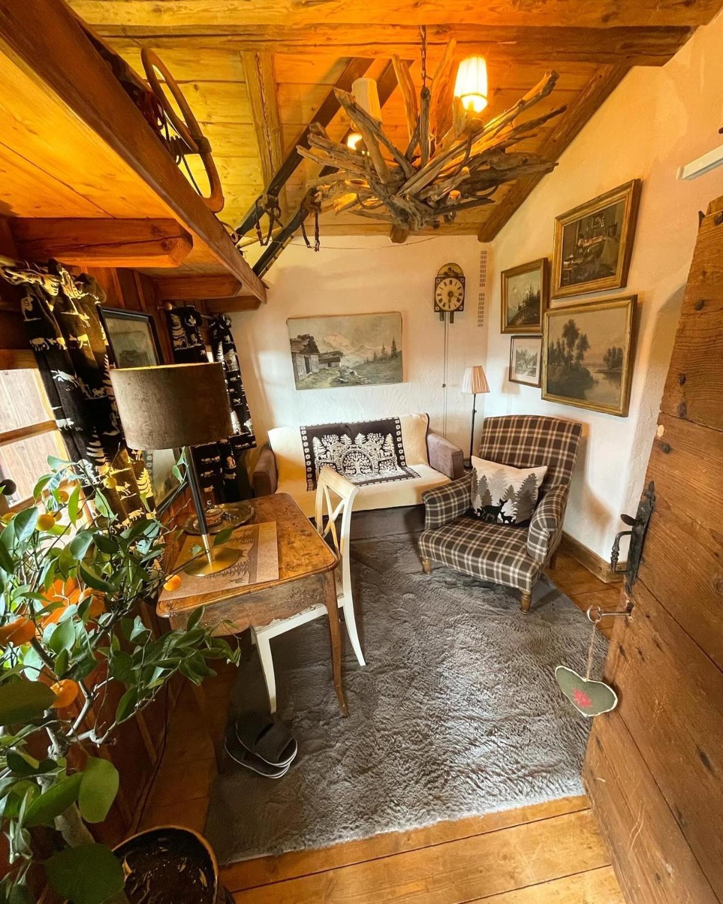 La Ferme Des Vonezins Hotel โธนส์ ภายนอก รูปภาพ