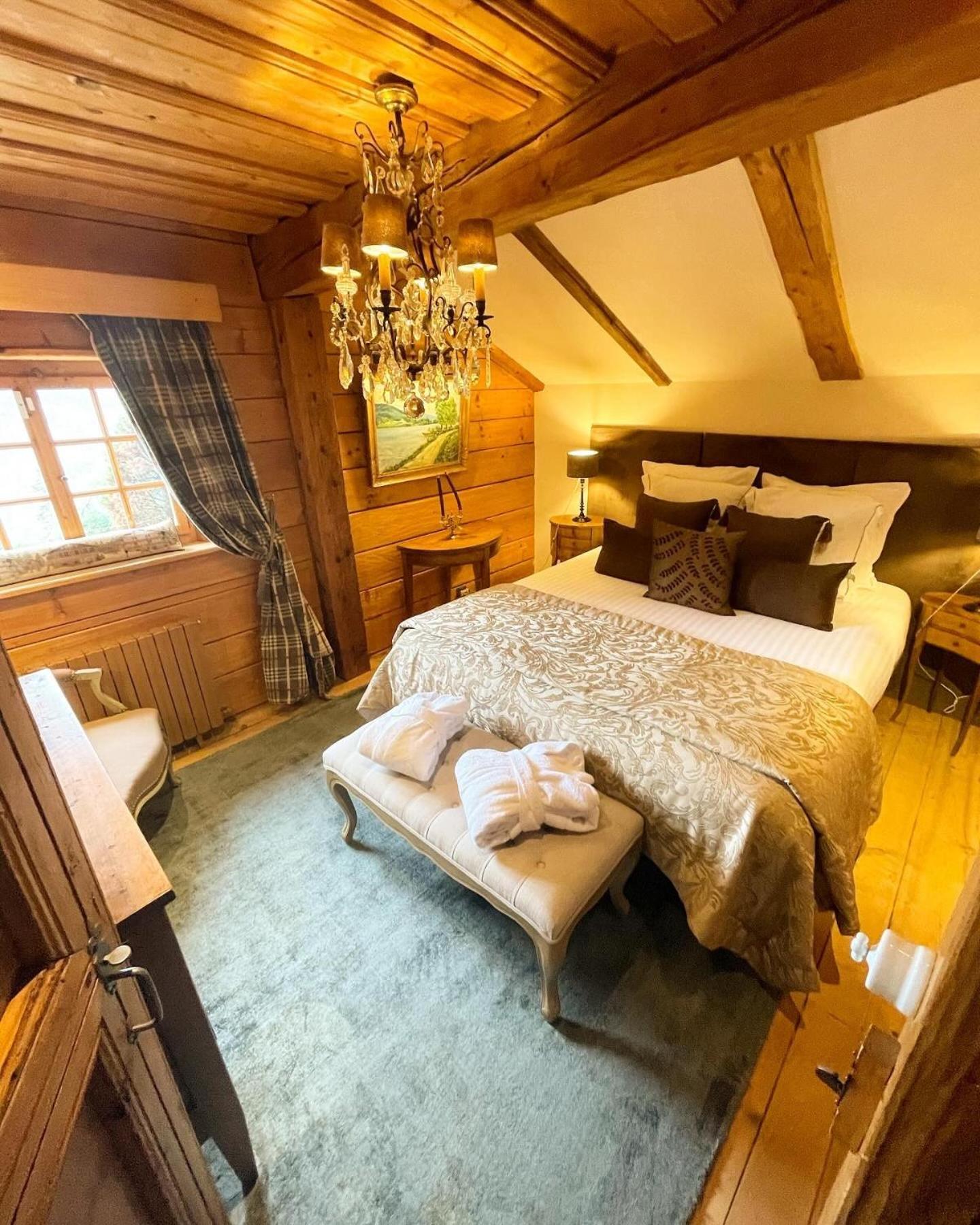 La Ferme Des Vonezins Hotel โธนส์ ภายนอก รูปภาพ