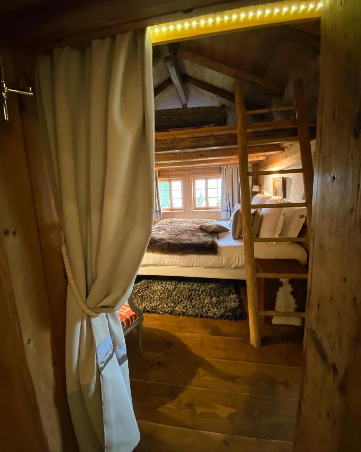 La Ferme Des Vonezins Hotel โธนส์ ภายนอก รูปภาพ
